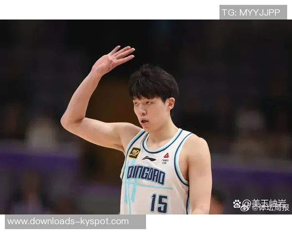 媒体人称赞杨瀚森聪明且心态积极期待他在时间与耐心中成长