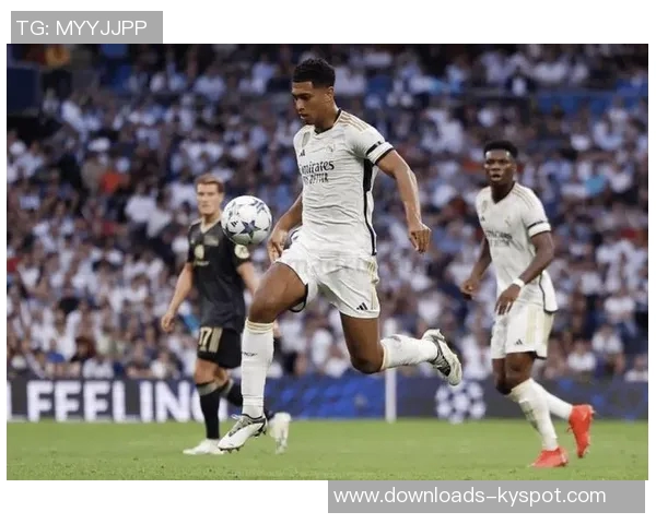 曼城遭遇失利仍显幸运曼联逐渐恢复球队秩序与状态 曼城遭遇失利仍显幸运曼联逐渐恢复球队秩序与状态